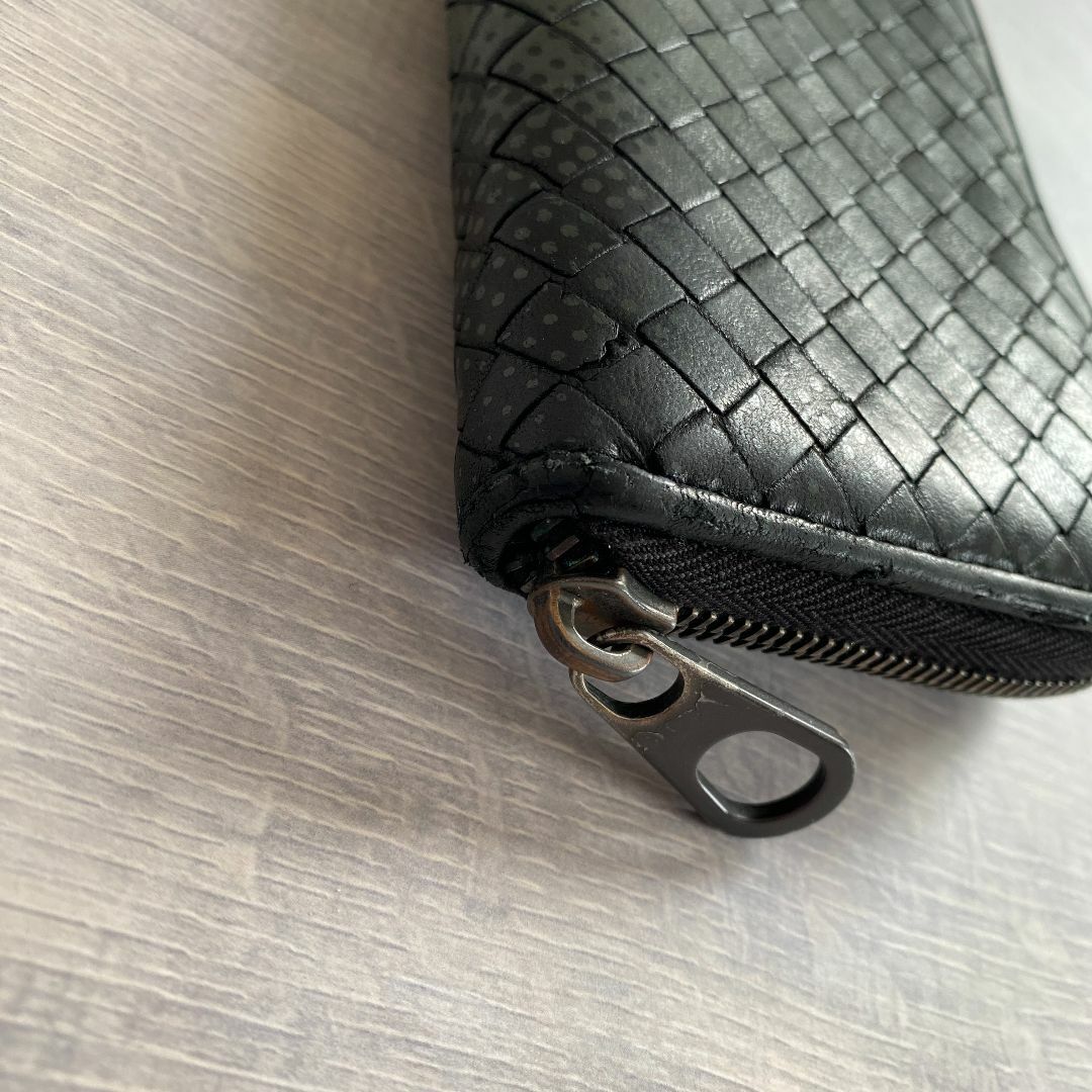 Bottega Veneta(ボッテガヴェネタ)のBOTTEGA VENETA ラウンドファスナー長財布 ドット イントレチャート メンズのファッション小物(長財布)の商品写真