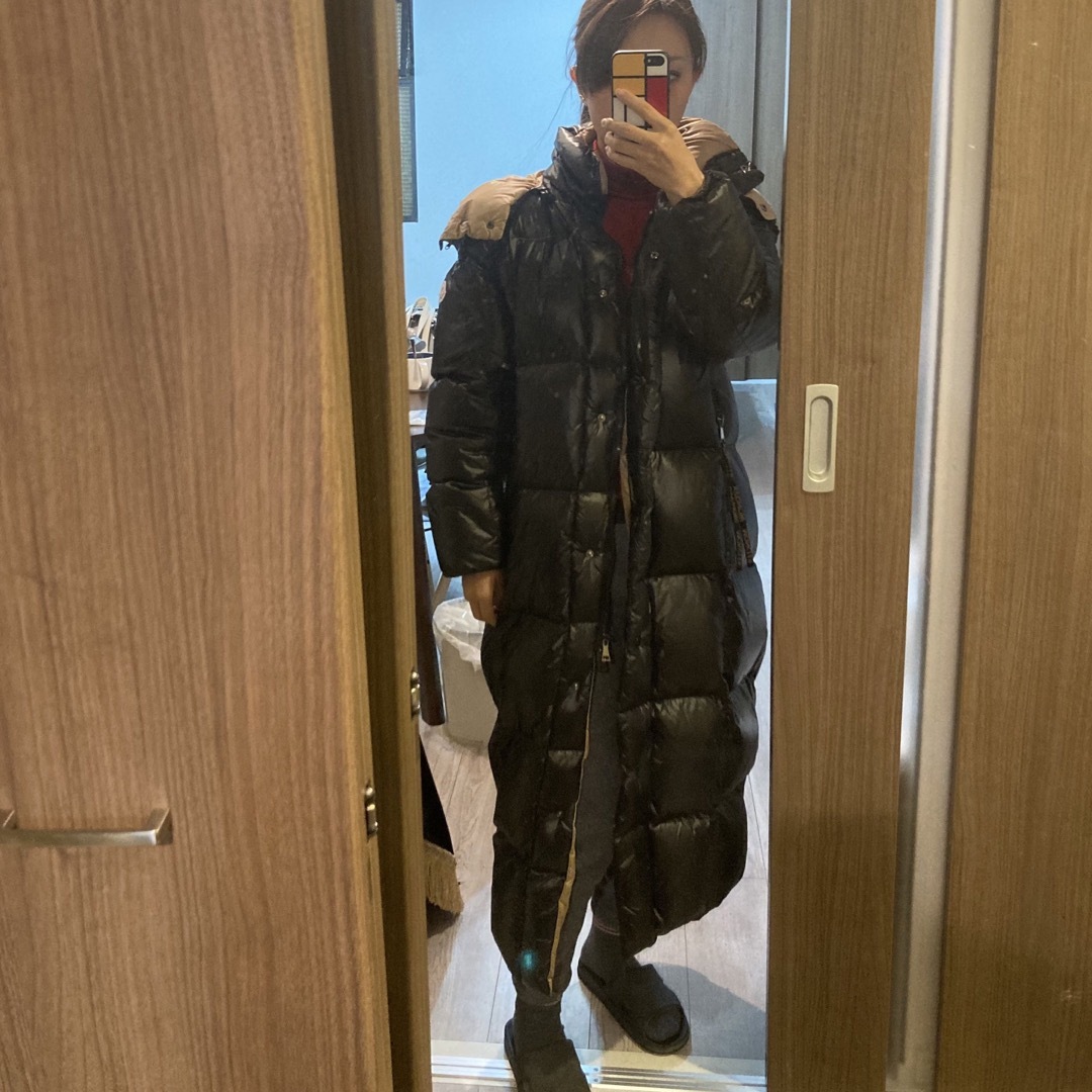 MONCLER(モンクレール)の希少！モンクレール MONCLER ダウンコートPARNAIBA 00 xs レディースのジャケット/アウター(ダウンコート)の商品写真