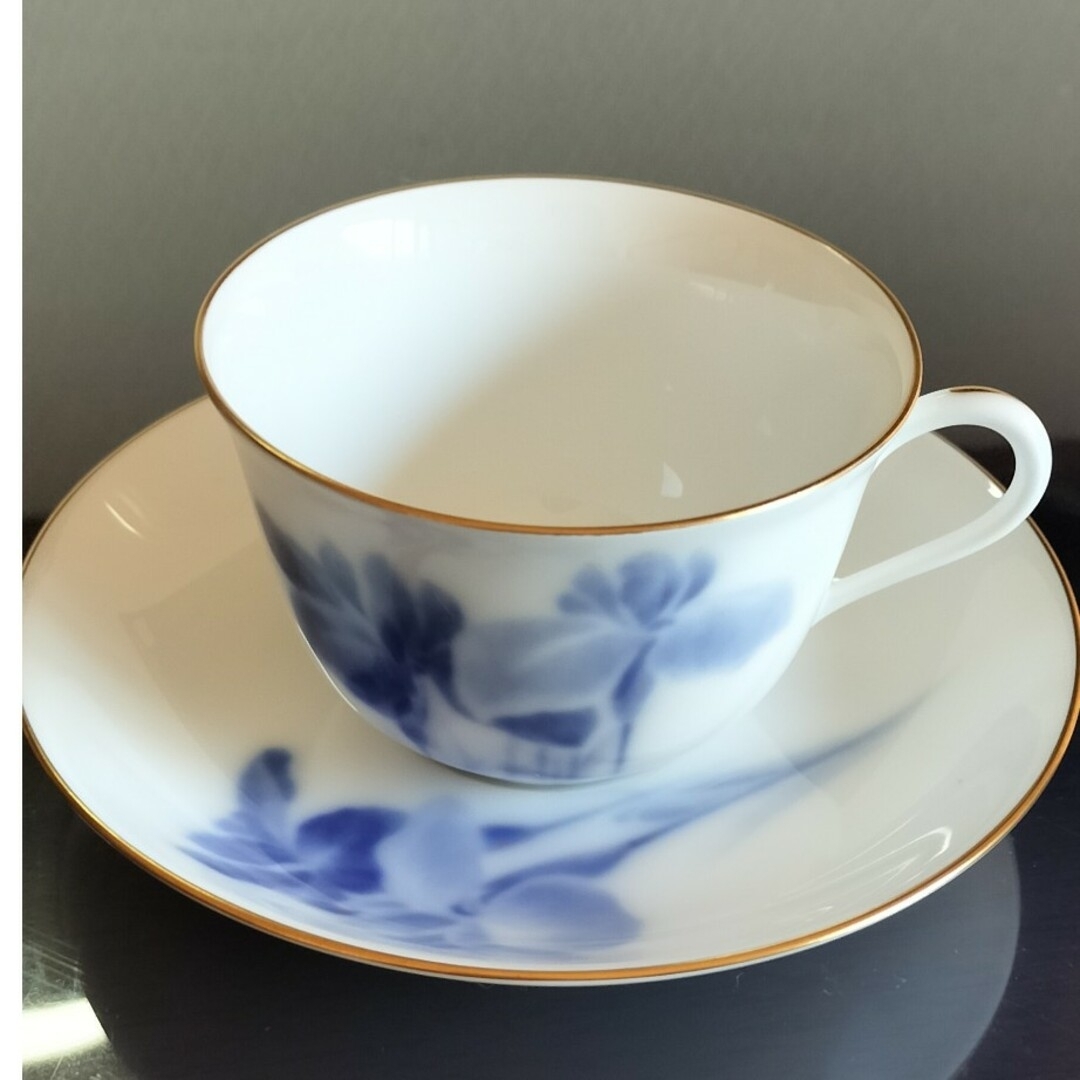 大倉陶園 - 新品 未使用 大倉陶園 カップ&ソーサー 希少 菖蒲 大倉陶園 - 新品 未使用 大倉陶園 カップ&ソーサー 希少 菖蒲
