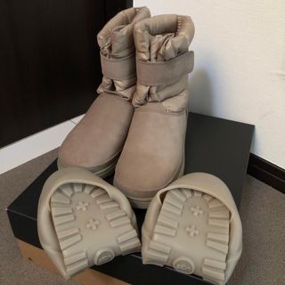 アグ(UGG)の希少人気完売UGG CLASSIC SHORT PULL-ON WEATHER(ブーツ)