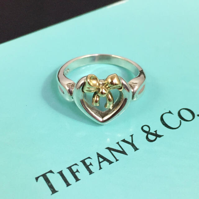 Tiffany & Co.(ティファニー)の美品 ティファニー Tiffany ハート リボン リング 指輪 6号レディース レディースのアクセサリー(リング(指輪))の商品写真