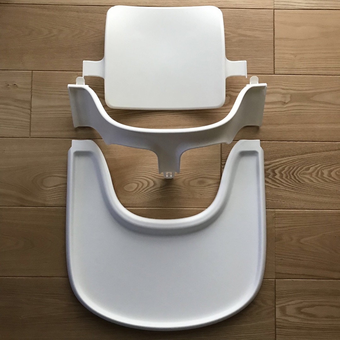 Stokke(ストッケ)の【専用】ストッケ☺︎トリップトラップ⭐︎ベビーセット&トレイ キッズ/ベビー/マタニティの授乳/お食事用品(その他)の商品写真