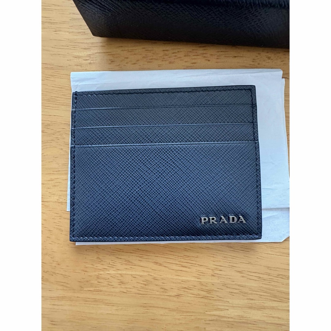 PRADA(プラダ)の★プラダ　サフィアーノカードケース　新品　正規品★ メンズのファッション小物(折り財布)の商品写真