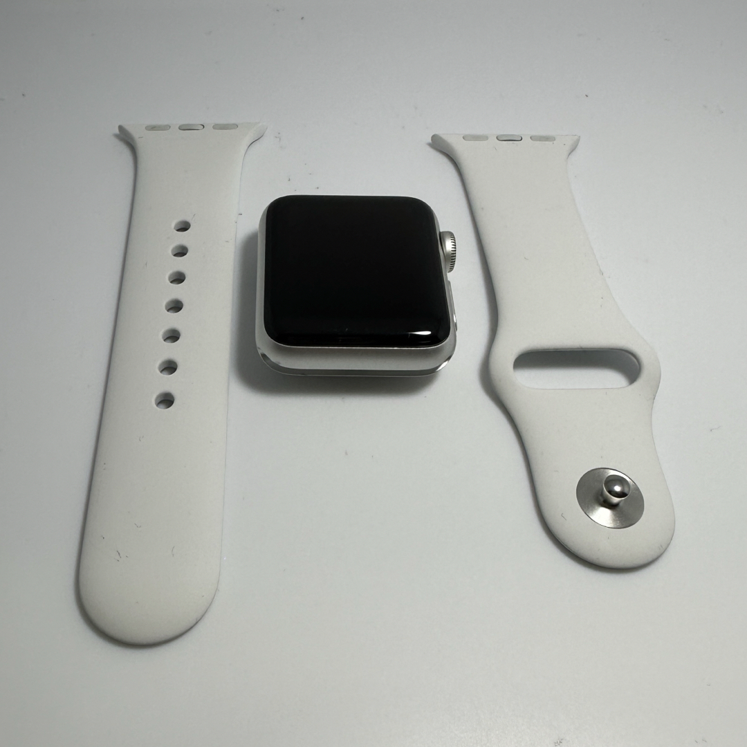 Apple Watch(アップルウォッチ)のApple Watch 3 GPS 38mm   シルバーアルミ　BT96% スマホ/家電/カメラのスマートフォン/携帯電話(その他)の商品写真