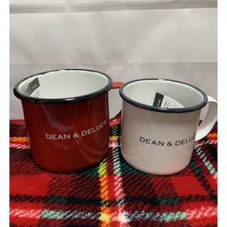 ディーンアンドデルーカ(DEAN & DELUCA)のディーンアンドデルーカ  ホーロー　レッド　ホワイト　ホリデー　マグカップ(グラス/カップ)