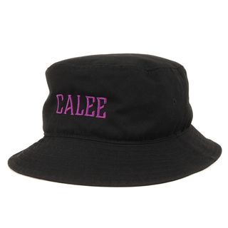 キャリー(CALEE)の美品 CALEE キャリー ハット サイズ:L 22SS ロゴ 刺繍 ツイル バケット ハット Twill calee logo bucket hat ブラック 黒 帽子 【メンズ】【中古】(ハット)