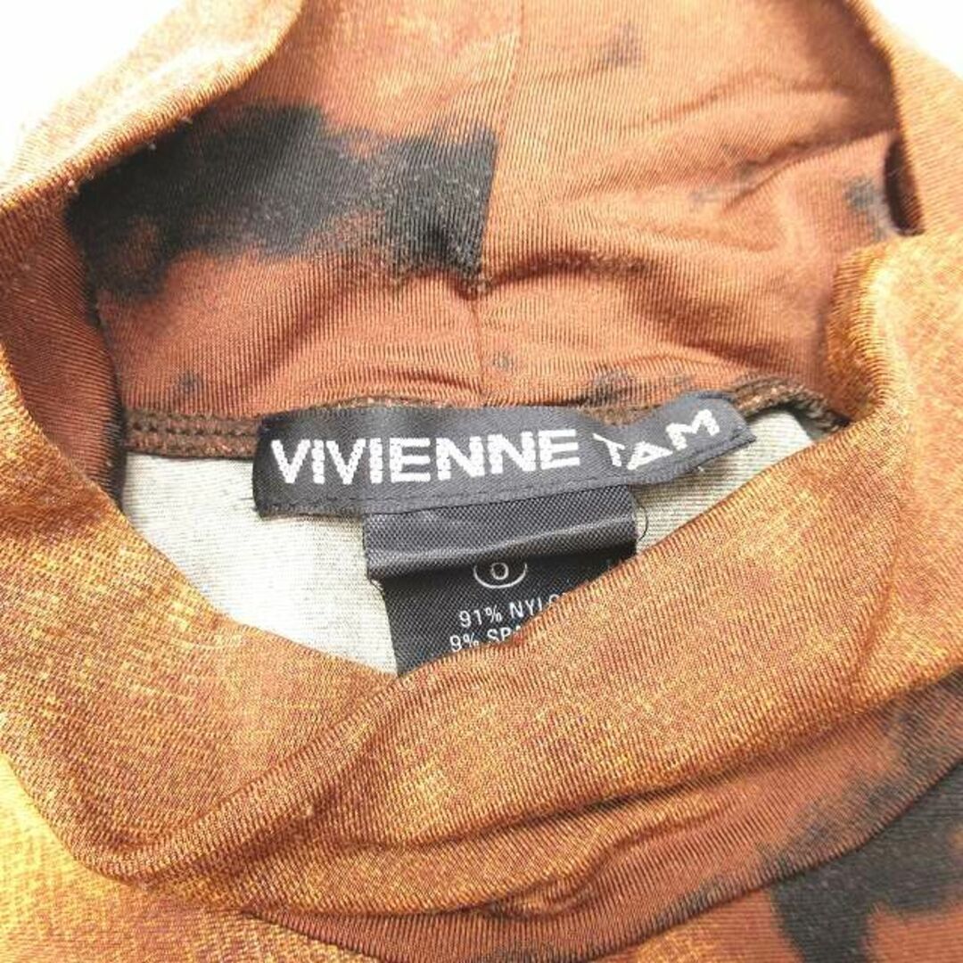 VIVIENNE TAM(ヴィヴィアンタム)のヴィヴィアンタム VIVIENNE TAM 総柄 ハイネックカットソー ME12 レディースのトップス(カットソー(半袖/袖なし))の商品写真