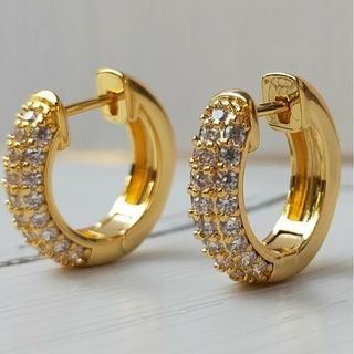 大人気　18k ピアス 18金 フープピアスk18　夏コーデ　人気　 新品ピアス(ピアス)