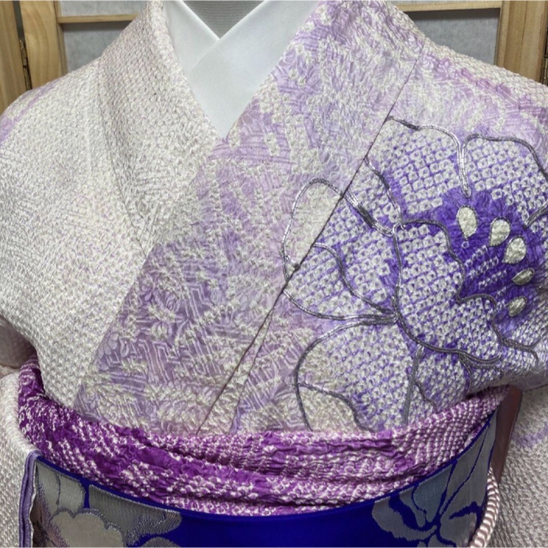 8458］振袖 美品 4点セット！総絞り 吉祥花文 駒刺繍 ぼかし 逸品 成人