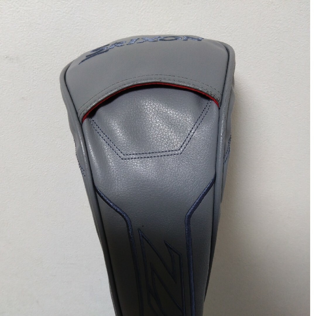 マークアンドロナ ダウンジャケット 迷彩 黒 金 ダブルジップ マークアンドロナ ダウンジャケット 迷彩 黒 金 ダブルジップ