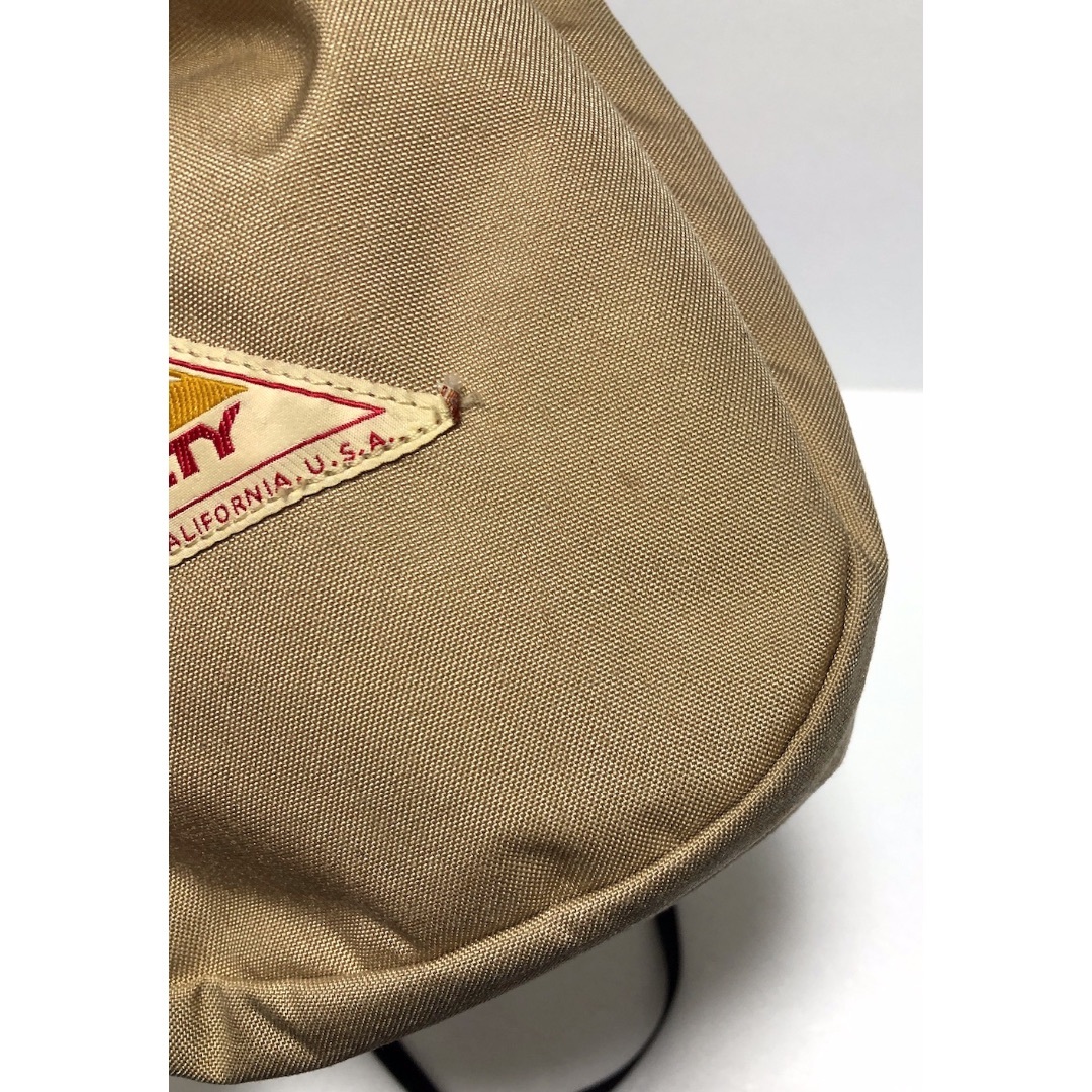 KELTY(ケルティ)のKELTY ケルティ ショルダーバッグ 巾着　ベージュ 2312062 ポーチ レディースのバッグ(ショルダーバッグ)の商品写真