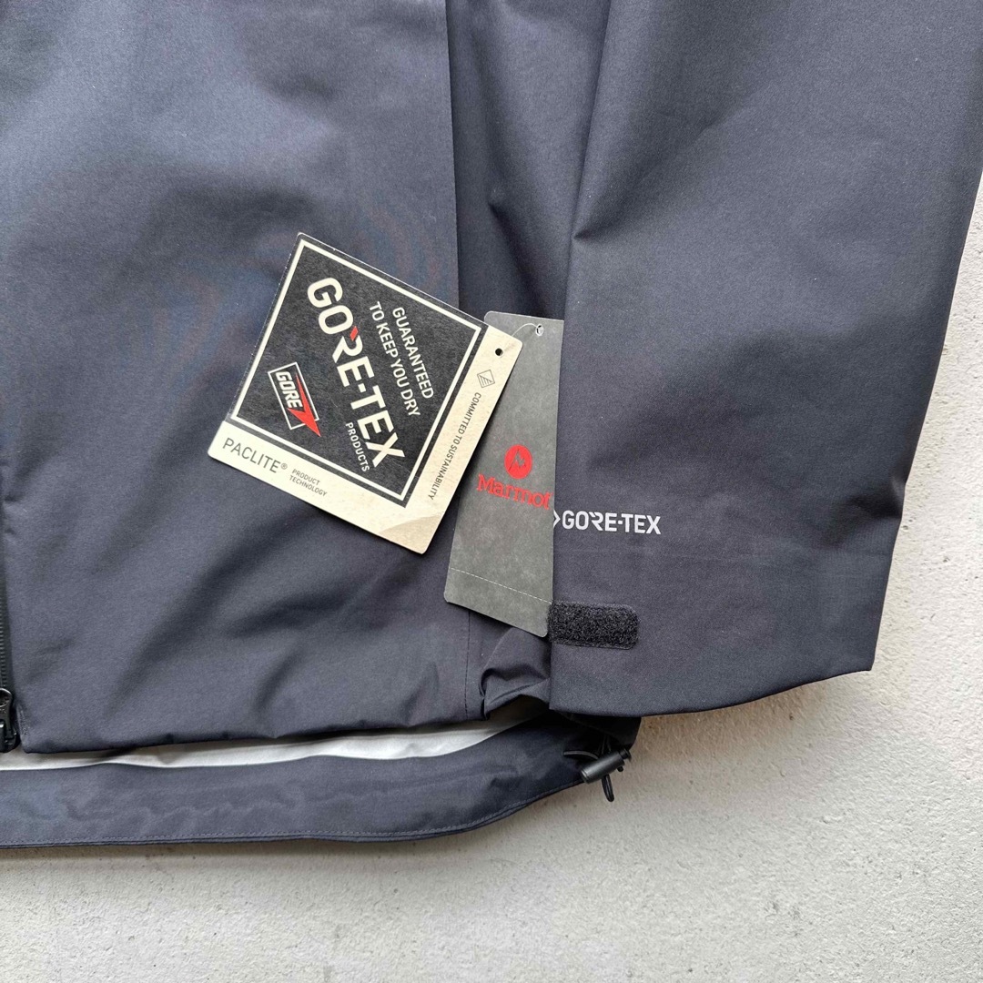 MARMOT(マーモット)のMarmot Gore-Tex nika jacket BLACK XL  メンズのジャケット/アウター(マウンテンパーカー)の商品写真