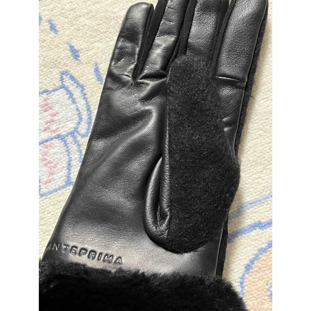 ANTEPRIMA(アンテプリマ)のアンテプリマ　羊革手袋　リボンウールライナー レディースのファッション小物(手袋)の商品写真