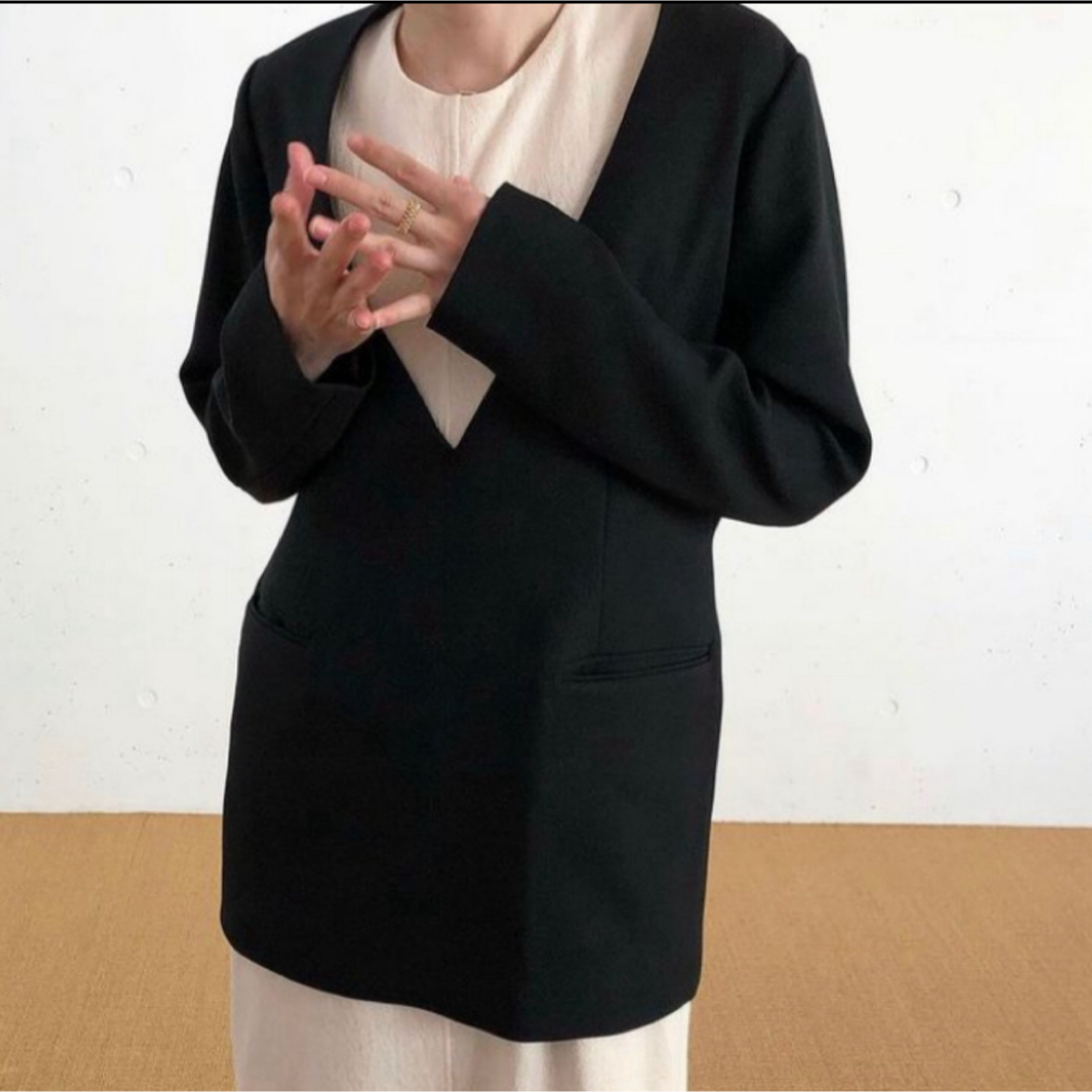 TODAYFUL(トゥデイフル)のaere / v-neck pullover jacket レディースのジャケット/アウター(ノーカラージャケット)の商品写真