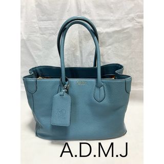 エーディーエムジェイ(A.D.M.J.)のA.D.M.J ハンドバッグ　レザー　水色　A4収納可　トートバッグ(ハンドバッグ)