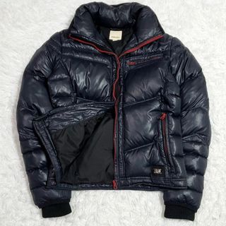 美品 DIESEL ダウンジャケット フード出し入れ可能 美品 DIESEL ダウンジャケット フード出し入れ可能