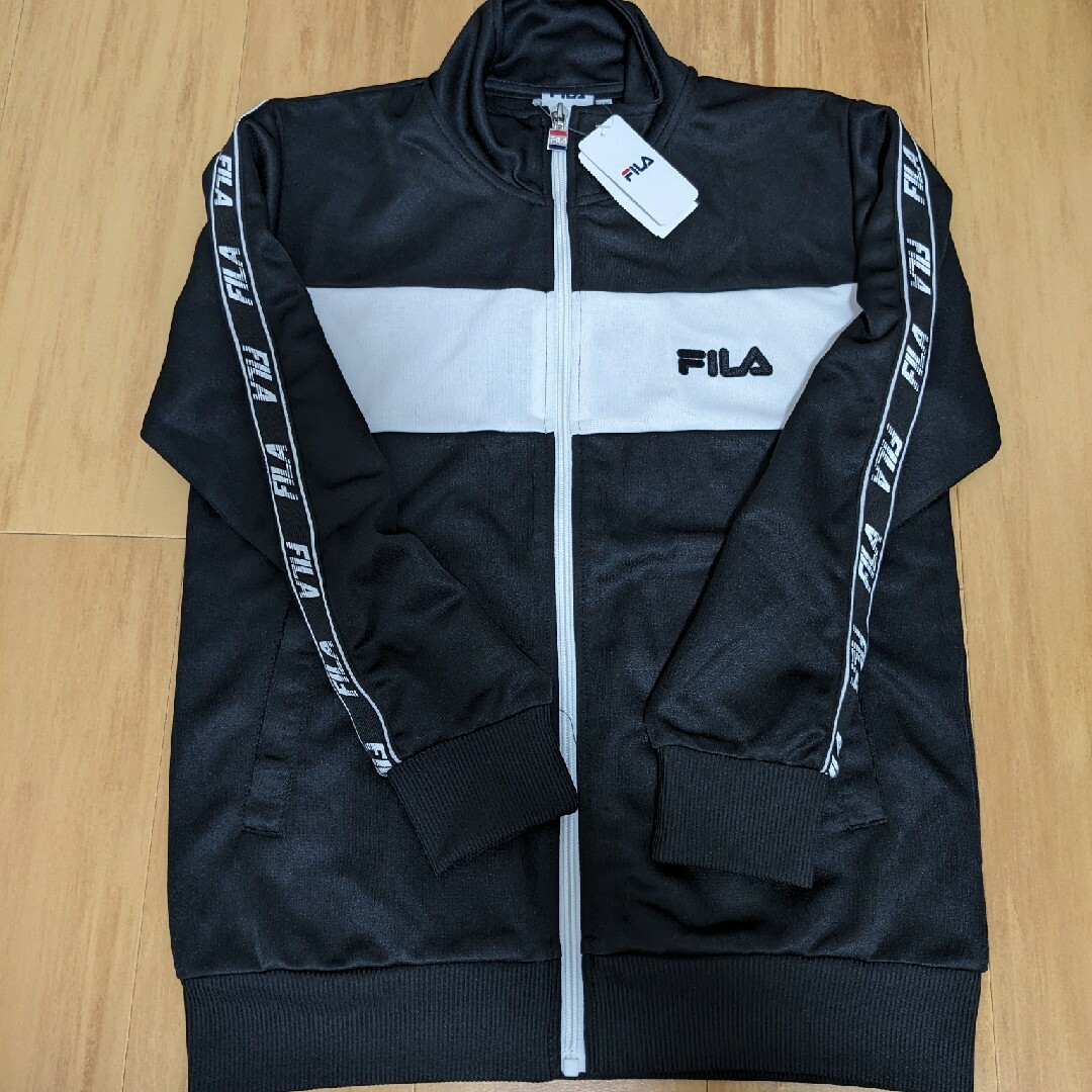 FILA(フィラ)の値下げ！タグ付き！FILA 150 ジャージパーカー キッズ/ベビー/マタニティのキッズ服男の子用(90cm~)(ジャケット/上着)の商品写真