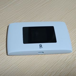 ラクテン(Rakuten)のモバイルSIMルーター(Rakuten WiFi Pocket 2C)(PC周辺機器)