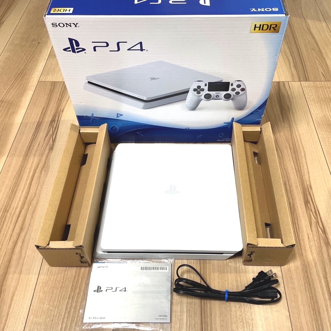 PlayStation4(プレイステーション4)のPS4 ホワイト 500GB CUH-2100AB02 プレイステーション4 エンタメ/ホビーのゲームソフト/ゲーム機本体(家庭用ゲーム機本体)の商品写真