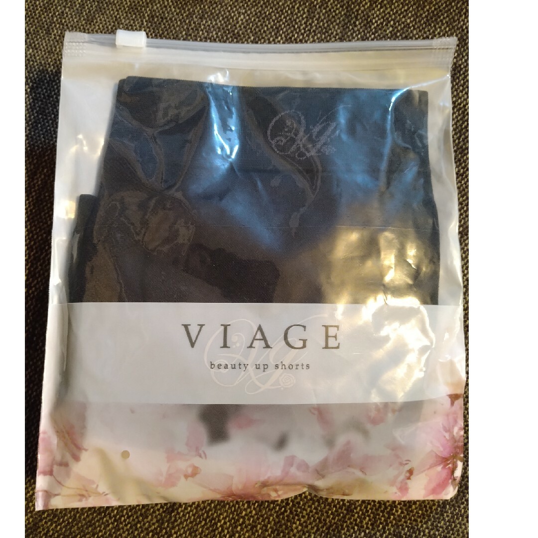 VIAGE(ヴィアージュ)のVIAGE ショーツ　Ｌ レディースの下着/アンダーウェア(ショーツ)の商品写真