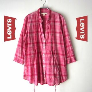 リーバイス(Levi's)の美品　LEVI’S／リーバイス★　チェック柄　スキッパー　長袖シャツ　ピンク(シャツ/ブラウス(長袖/七分))