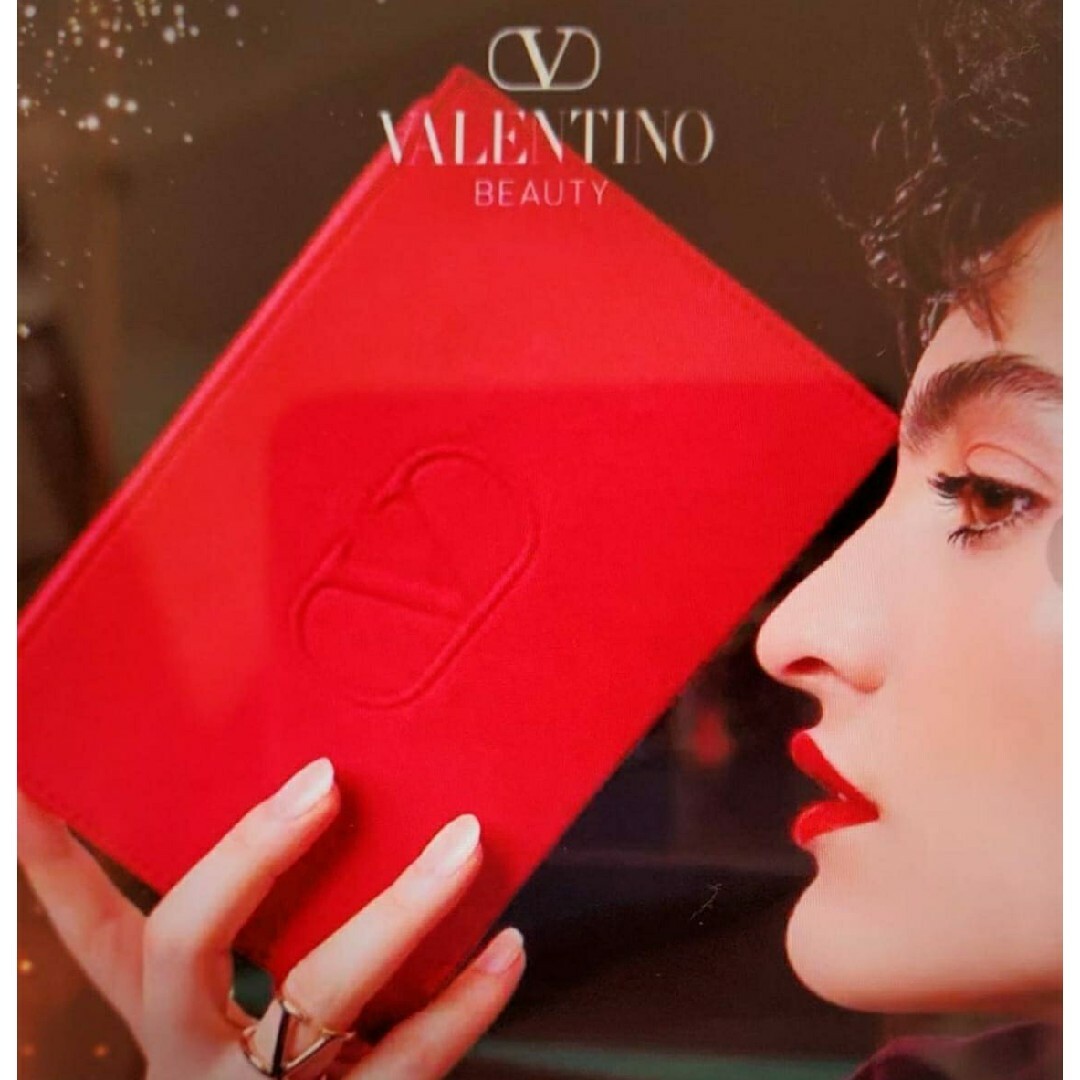 VALENTINO(ヴァレンティノ)の残り2点‼️【日本完売・新作VALENTINOポーチ付き ファンデーション】 コスメ/美容のベースメイク/化粧品(ファンデーション)の商品写真