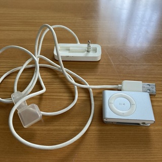 アップル(Apple)のiPod shuffle　第２世代　1GB(ポータブルプレーヤー)