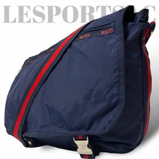 レスポートサック(LeSportsac)の美品　レスポートサック　ショルダーバッグ　　大容量　ストライプ　斜め掛け　紺(ショルダーバッグ)