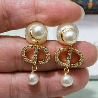 ディオール(Christian Dior) ピアス(パール)の通販 300点以上
