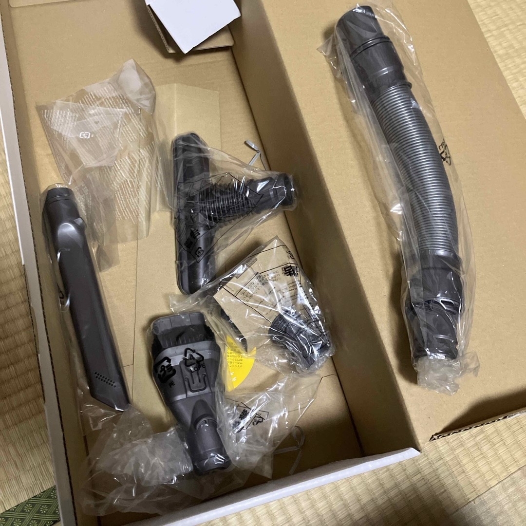 Dyson(ダイソン)のDyson V6 Animalpro ダイソン アニマルプロ スマホ/家電/カメラの生活家電(掃除機)の商品写真