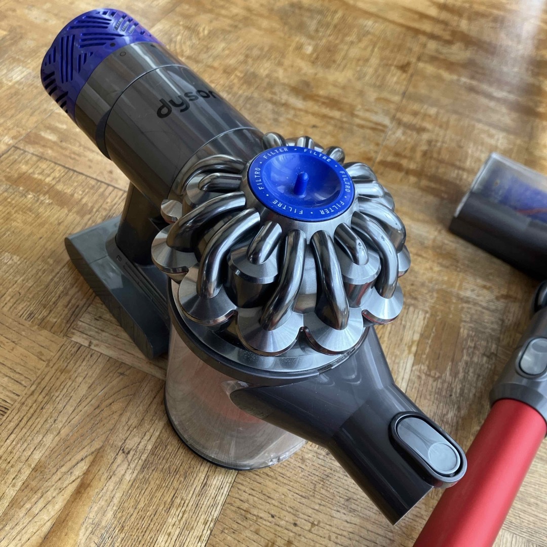 Dyson(ダイソン)のDyson V6 Animalpro ダイソン アニマルプロ スマホ/家電/カメラの生活家電(掃除機)の商品写真