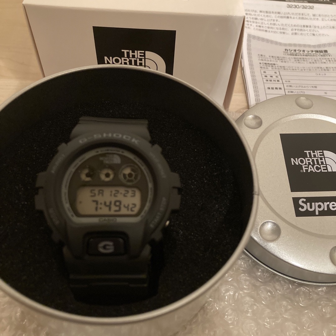 Supreme(シュプリーム)のSupreme × The North Face × G-SHOCK メンズの時計(腕時計(デジタル))の商品写真