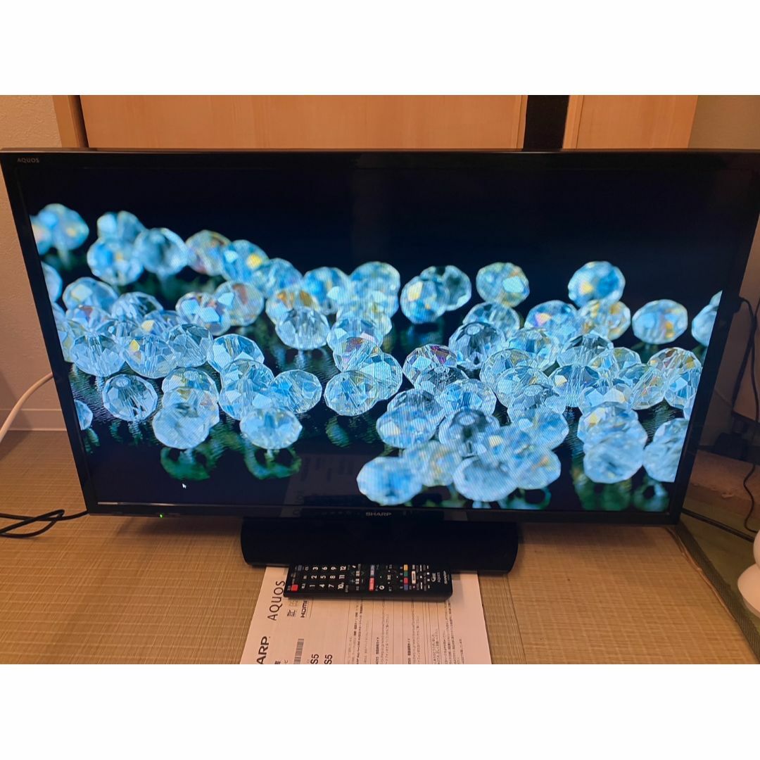 SHARP(シャープ)のSHARP シャープ　32型　テレビ LC-32S5 2018年製　映り綺麗！ スマホ/家電/カメラのテレビ/映像機器(テレビ)の商品写真