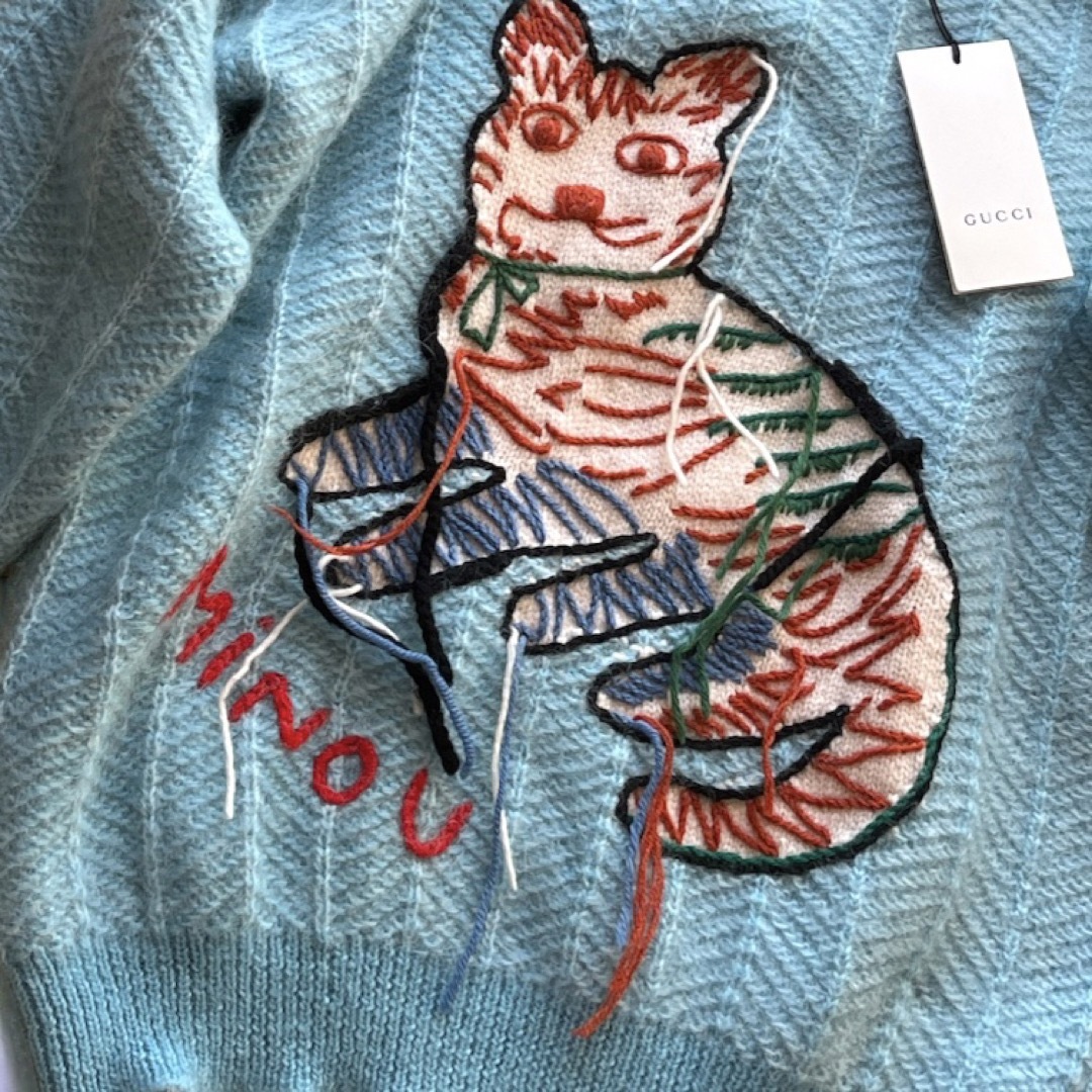 Gucci(グッチ)のレア　グッチ　GUCCI 猫セーター　モヘヤ　cat minou 極美品 レディースのトップス(ニット/セーター)の商品写真