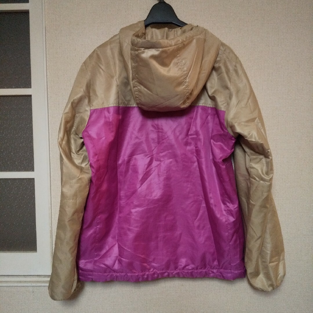 UNIQLO(ユニクロ)のUNIQLOリバーシブルジャンパーsizeＳ レディースのジャケット/アウター(ナイロンジャケット)の商品写真