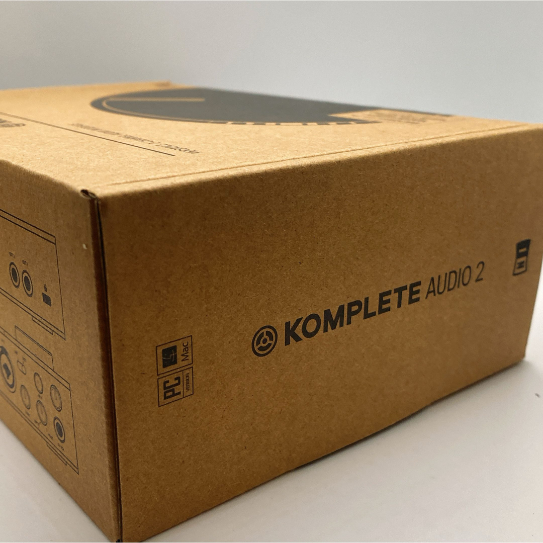 Native Instruments KOMPLETE AUDIO 2 【新品】 楽器のDTM/DAW(オーディオインターフェイス)の商品写真