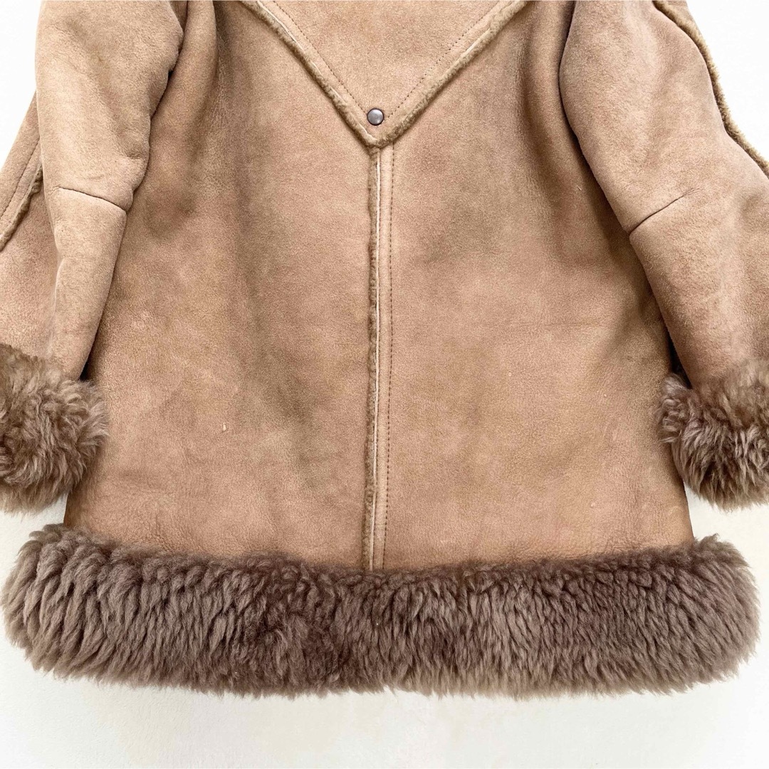 リアルムートンコート 羊革 ボリュームファー アウター 冬 極暖 袖ファー レディースのジャケット/アウター(ムートンコート)の商品写真