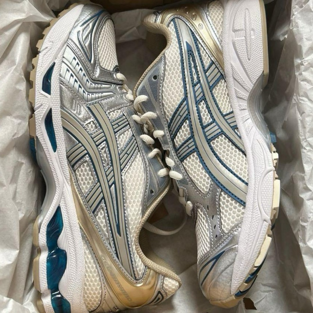 asics(アシックス)のASICS GEL-KAYANO 14 PURE SILVER 28cm メンズの靴/シューズ(スニーカー)の商品写真