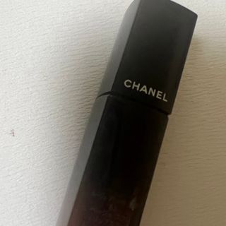 シャネル(CHANEL)のCHANEL ルージュアリュールラック83 ベージュスクレ(口紅)