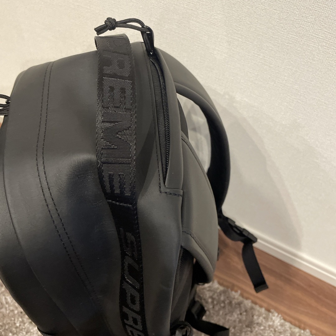 Supreme(シュプリーム)のSupreme Leather Backpack BLACK 黒 店頭購入 メンズのバッグ(バッグパック/リュック)の商品写真