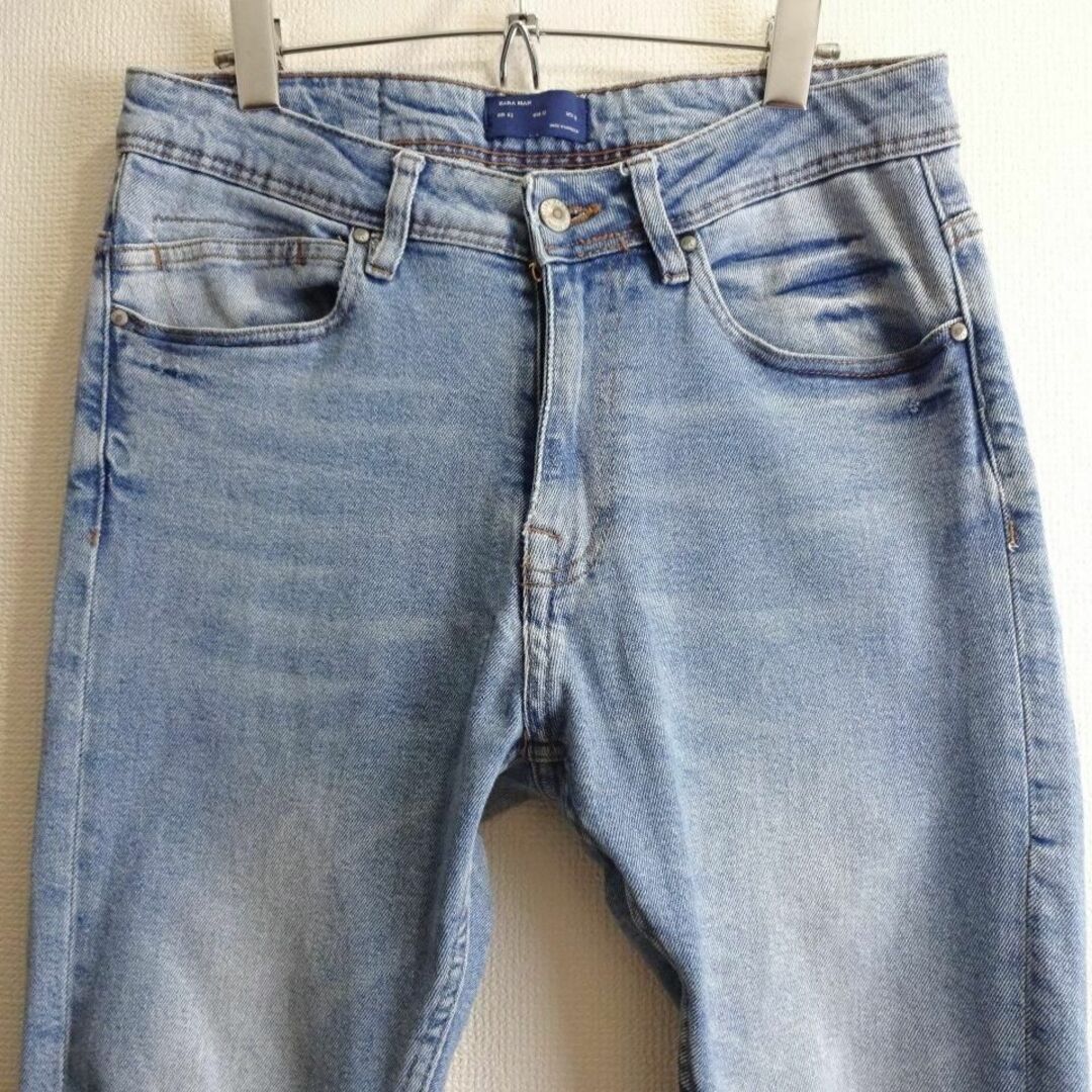 ZARA(ザラ)のZARA MAN　スキニーテーパードデニム　W79cm　ストレッチ　明ブルー メンズのパンツ(デニム/ジーンズ)の商品写真