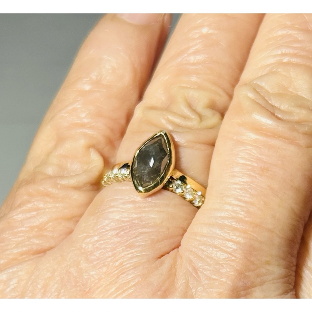 大粒ダイアモンドリング1.3カラット レディースのアクセサリー(リング(指輪))の商品写真