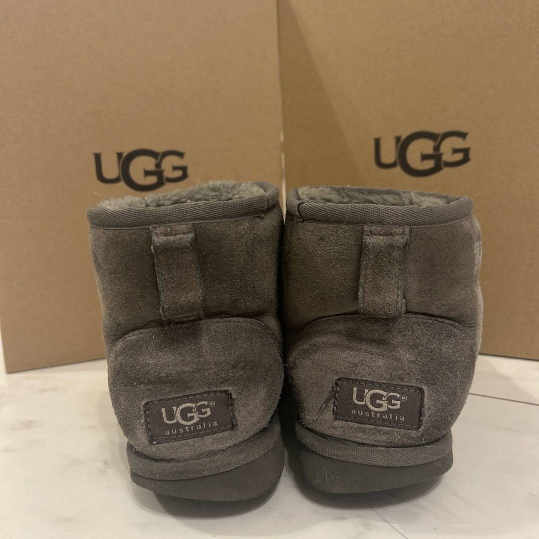 【美品】UGG Classic Mini グレー 24㎝