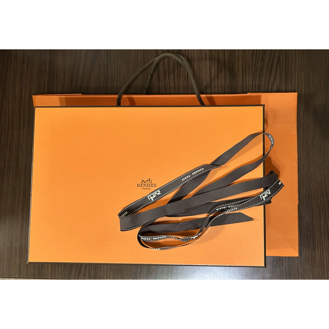 Hermes(エルメス)のHERMES エルメスショッパーズバッグ&ボックス＆リボン レディースのバッグ(ショップ袋)の商品写真