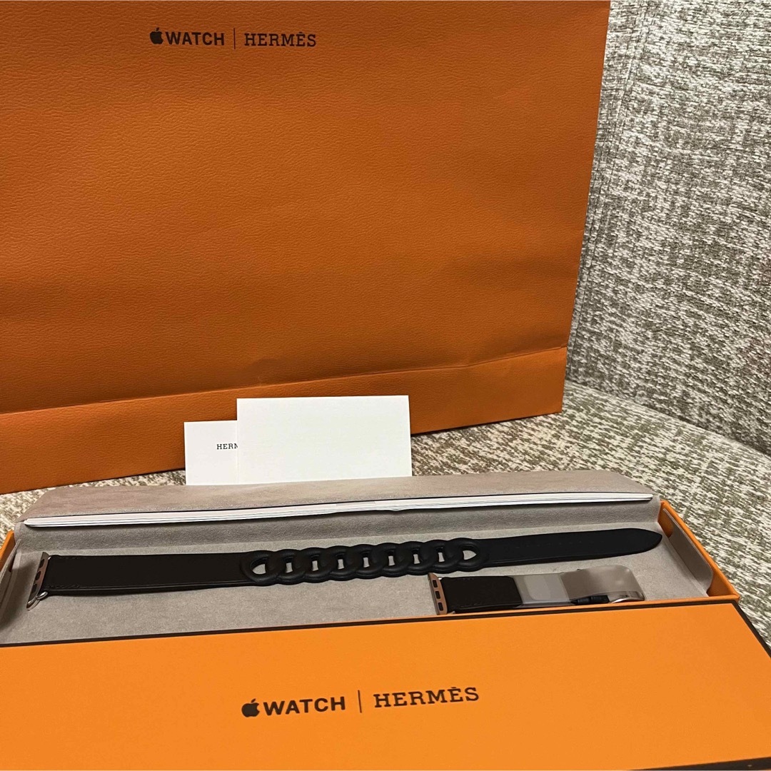 Hermes(エルメス)のエルメス Apple Watchドゥブルトゥール グルメット 41 mm メンズの時計(レザーベルト)の商品写真