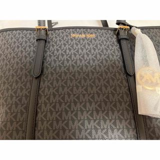 マイケルコース(Michael Kors)の新品未使用 マイケルコース MICHAEL KORSトートバッグ シグネチャー黒(トートバッグ)