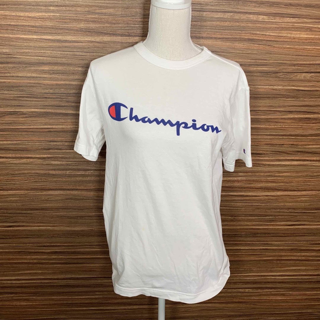 Champion(チャンピオン)のchampion チャンピオン Tシャツ Mサイズ 白 ホワイト 半袖 ロゴ メンズのトップス(Tシャツ/カットソー(半袖/袖なし))の商品写真