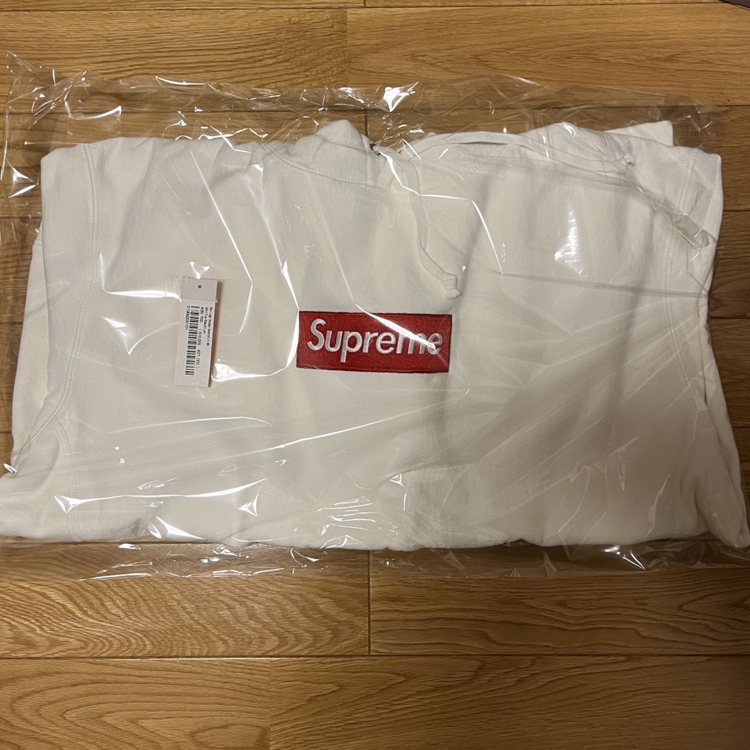 Supreme(シュプリーム)の【Mサイズ】Supreme Box Logo Hooded Sweatshirt メンズのトップス(パーカー)の商品写真