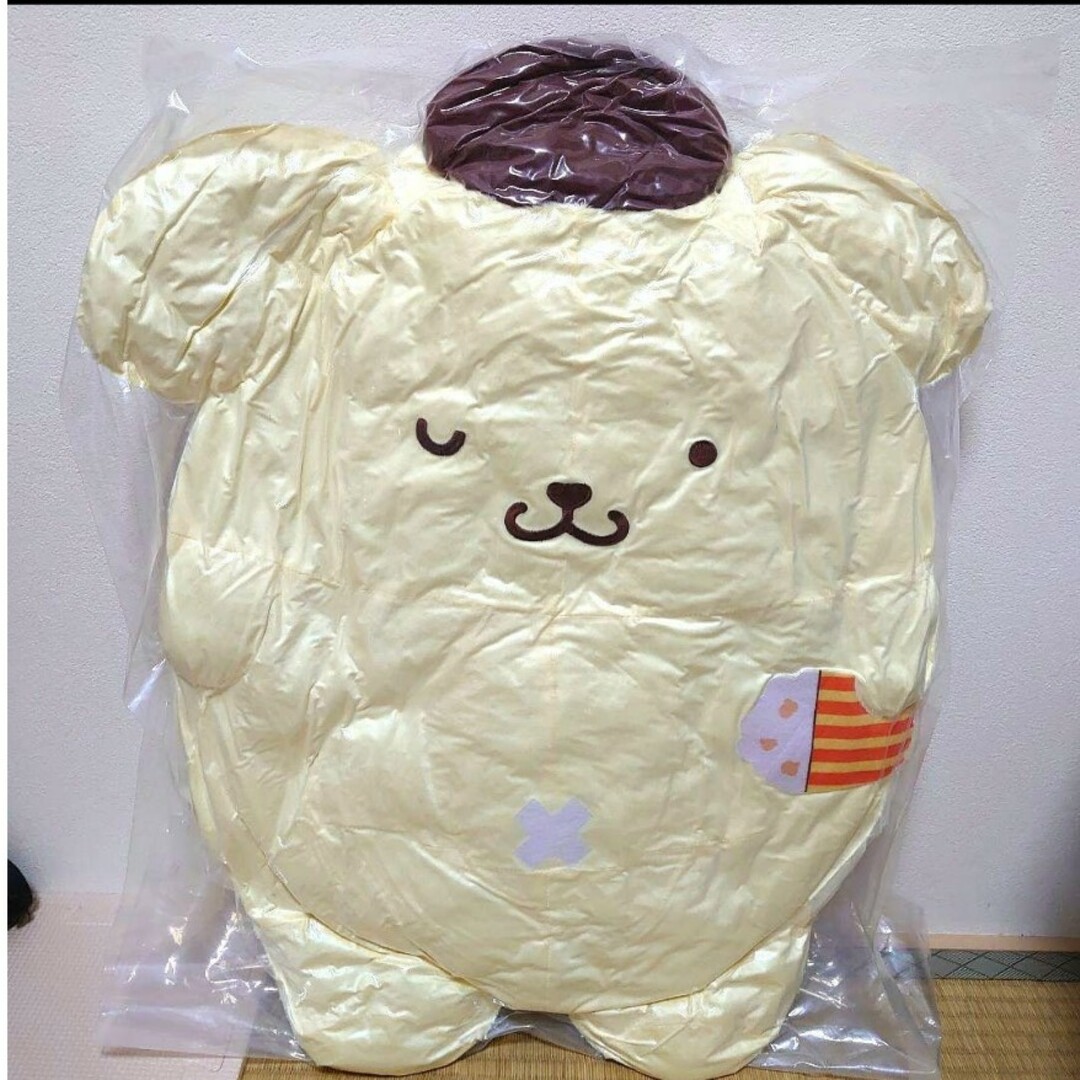 ポムポムプリン(ポムポムプリン)の新品　未開封　sanrio　ポムポムプリン　まんぷく！ごろ寝超超BIG　DX エンタメ/ホビーのおもちゃ/ぬいぐるみ(ぬいぐるみ)の商品写真