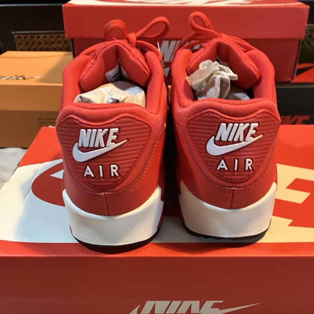 NIKE(ナイキ)のNIKE AIR MAX 90 RED 25cm 未使用品！ レディースの靴/シューズ(スニーカー)の商品写真